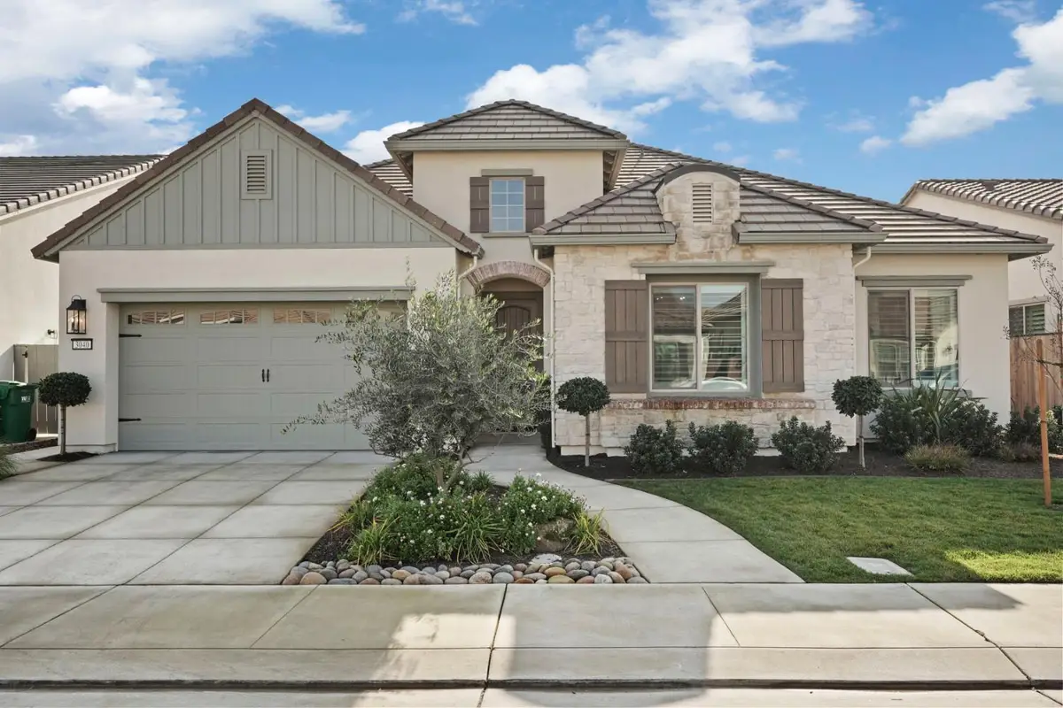 3040 Carrousel Street, Lodi, CA 95242 - Image #1