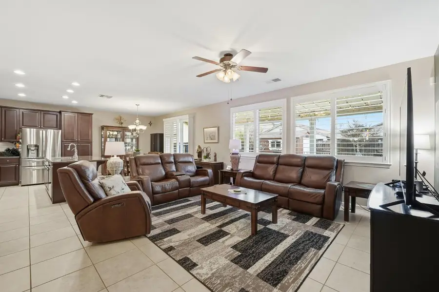 9532 Moss Hill Way, Sacramento, CA 95829 - Image #2