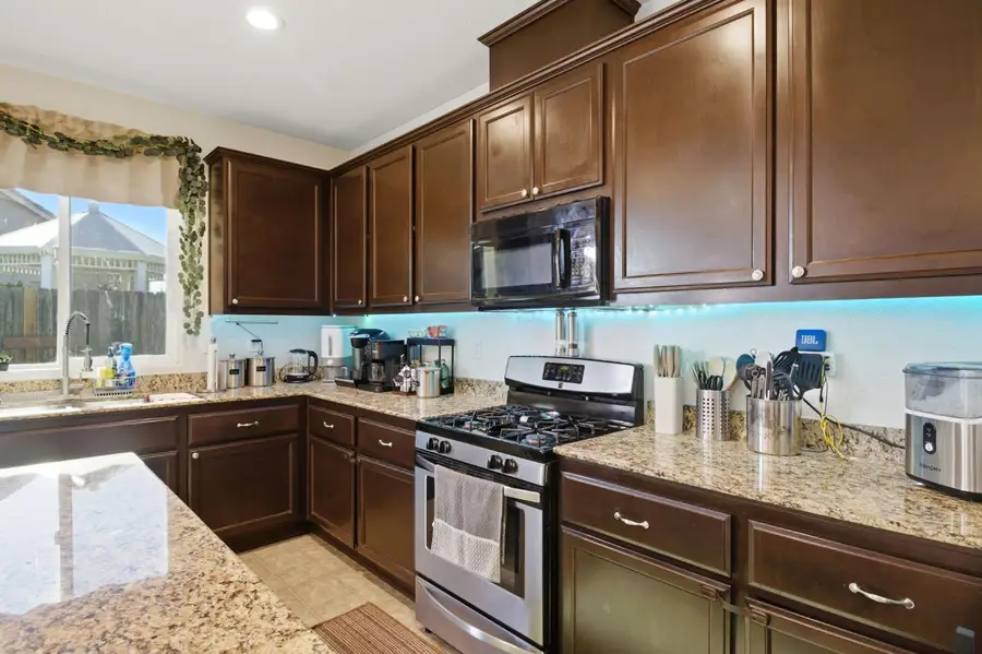 344 N Red Lion Way, Newman, CA 95360 - Image #3