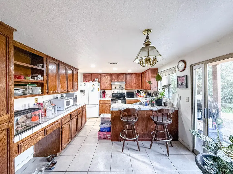 8518 Delahye Circle, Sacramento, CA 95828 - Image #3