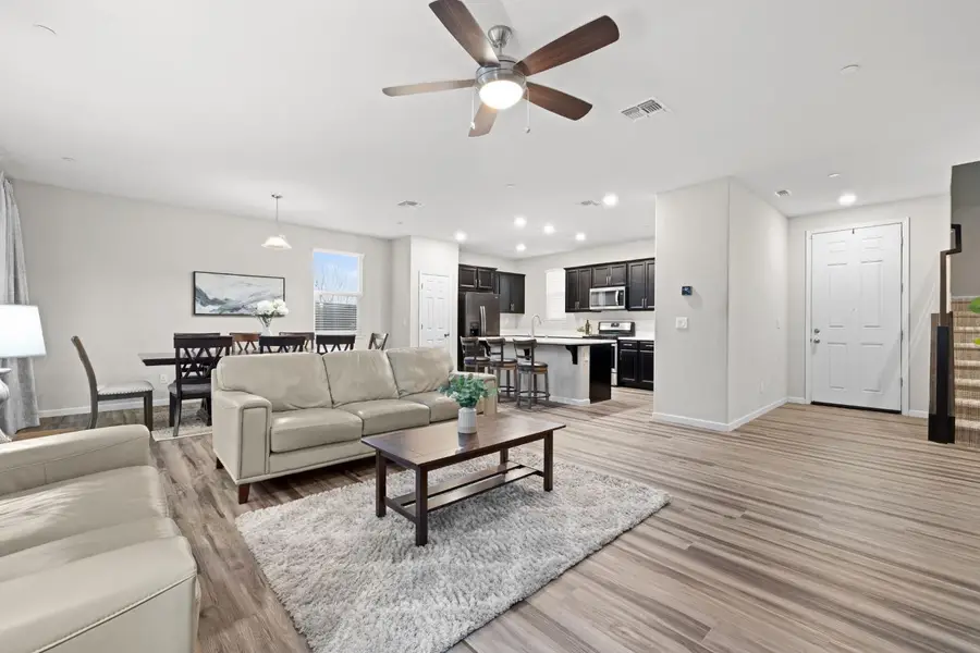 150 Uccello Way, Sacramento, CA 95835 - Image #3