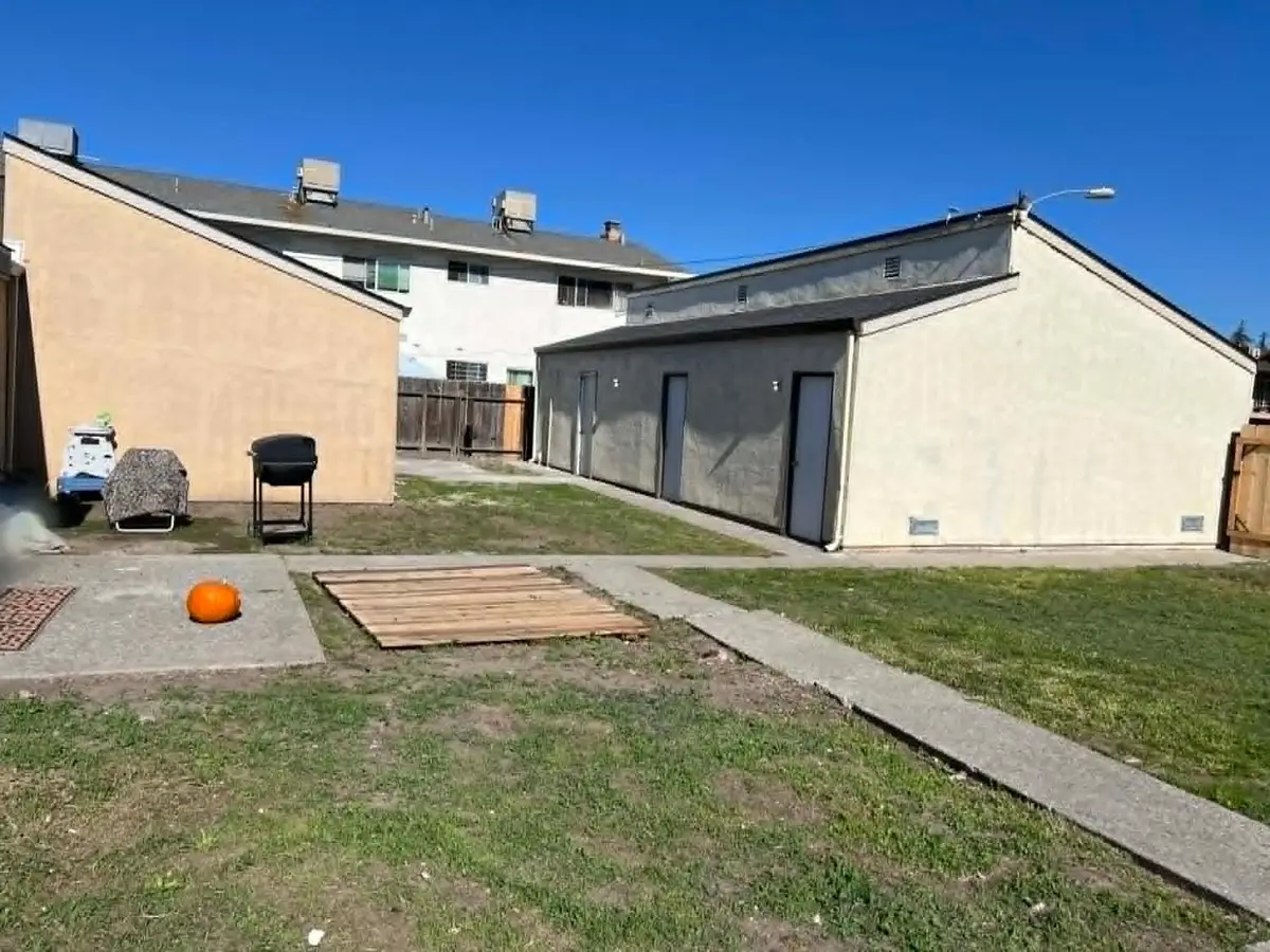 8603 Acapulco Way, Stockton, CA 95210 - Image #1