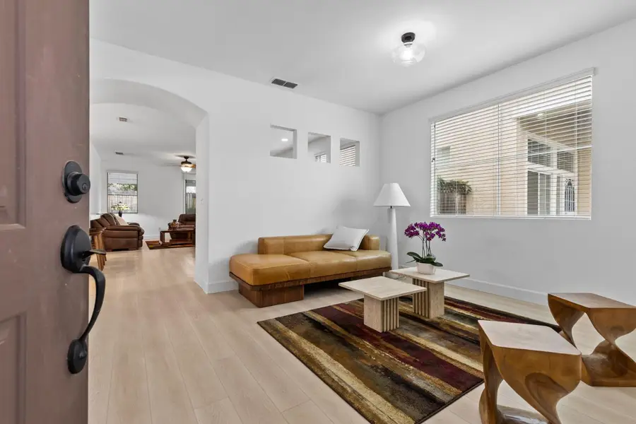 8556 Dewberry Way, Elk Grove, CA 95624 - Image #2