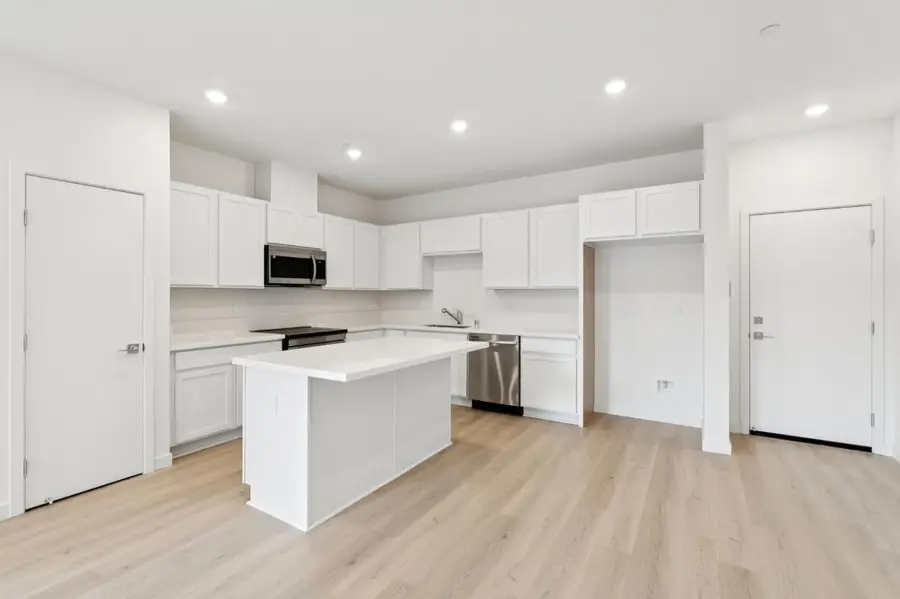 2048 Odin Walk, Sacramento, CA 95835 - Image #2