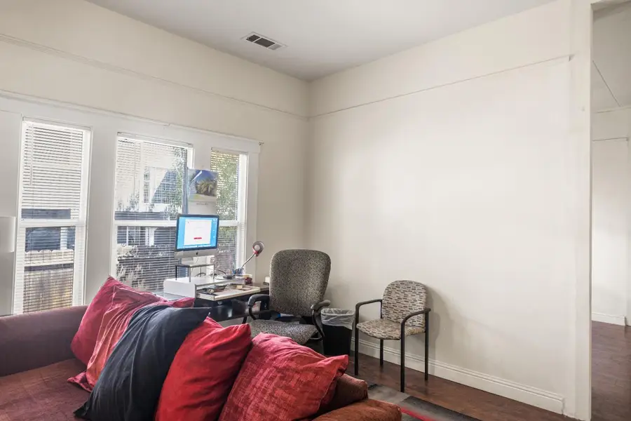 122 W Acacia, Stockton, CA 95202 - Image #3