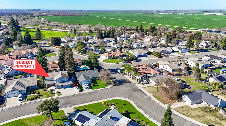 917 Amador, Chowchilla, CA 93610 - Image #2