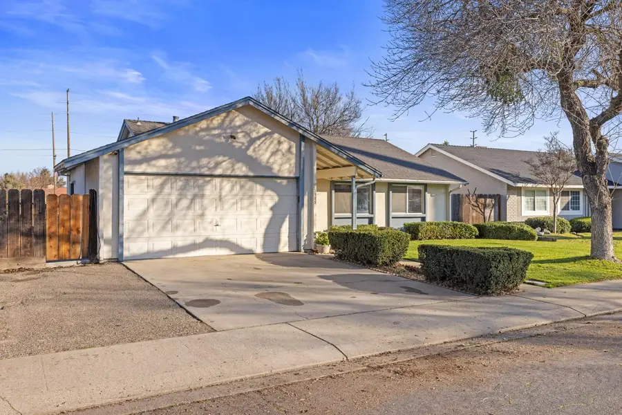 2513 Stoneridge Drive, Modesto, CA 95355 - Image #2