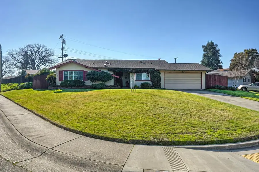7136 Witchinghour Court, Citrus Heights, CA 95621 - Image #2
