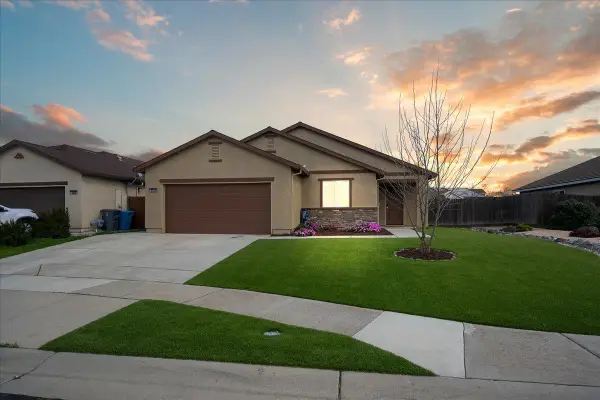 3549 Yarrow Street, Plumas Lake, CA 95961