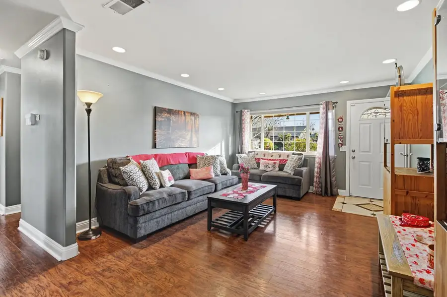 8271 Fieldpoppy Circle, Sacramento, CA 95828 - Image #3