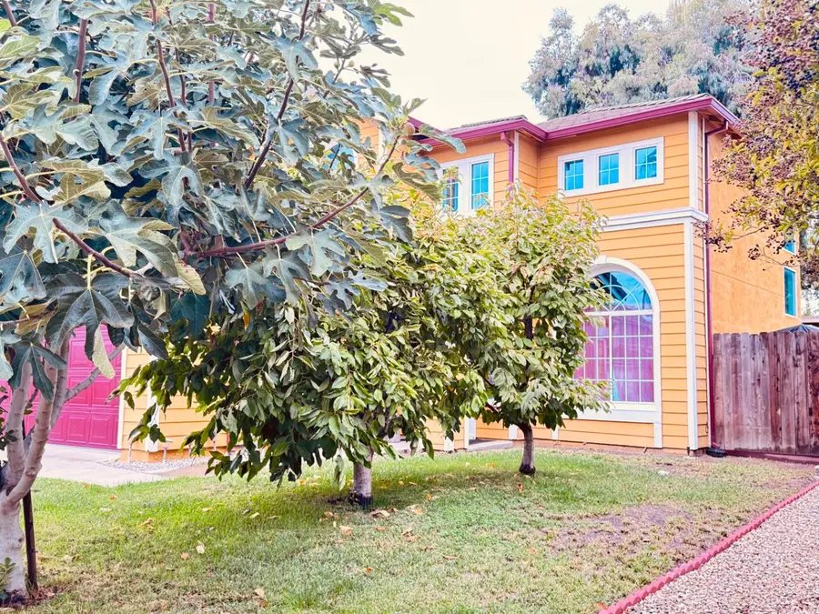 1117 Glenmohr Court, Stockton, CA 95206 - Image #2