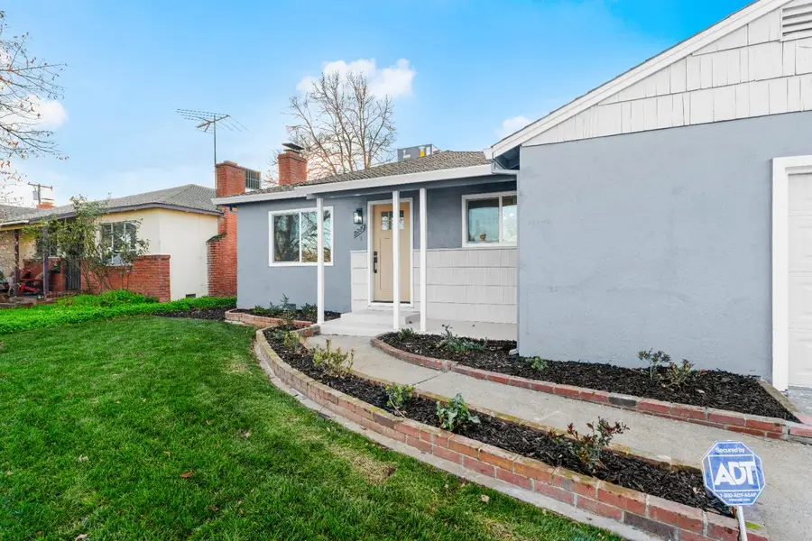 5210 71st Street, Sacramento, CA 95820 - Image #2