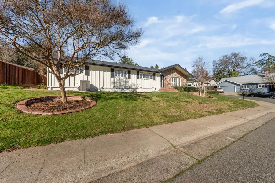 4951 Richwood Court, Fair Oaks, CA 95628 - Image #2