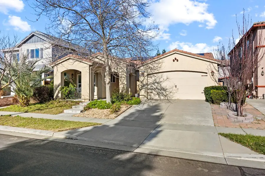 2209 Armus Street, Woodland, CA 95776 - Image #2