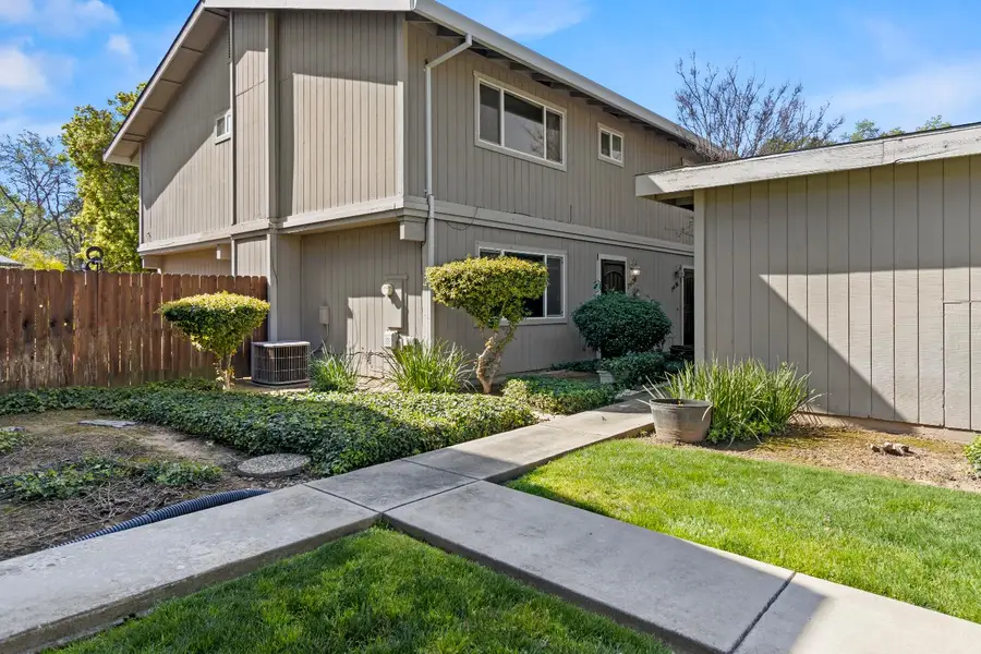 7428 Ranch Avenue, Citrus Heights, CA 95610 - #2