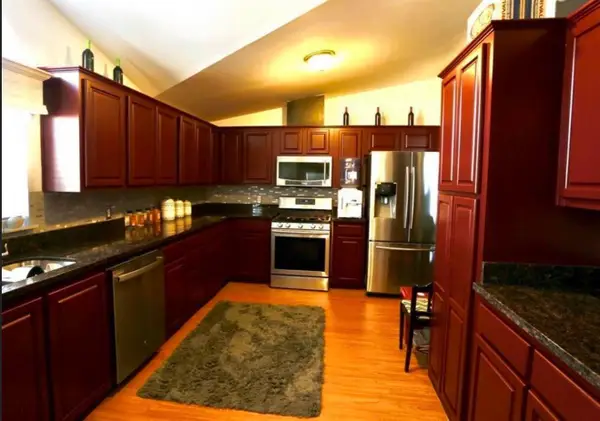 652 S Elmhurst Avenue, Oakland, CA 94603