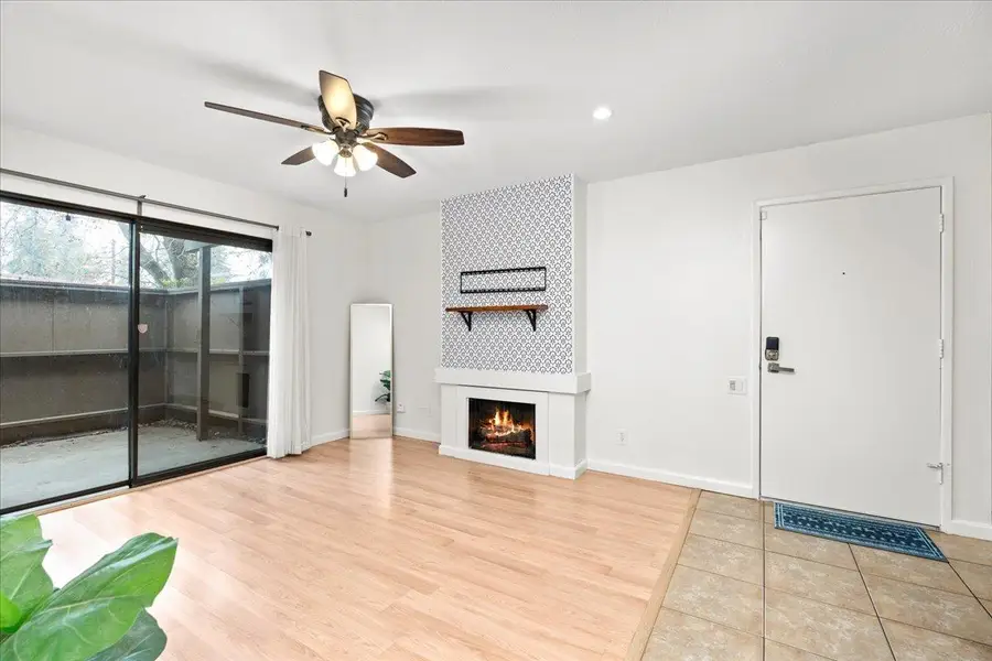 903 Fulton Avenue #407, Sacramento, CA 95825 - Image #3