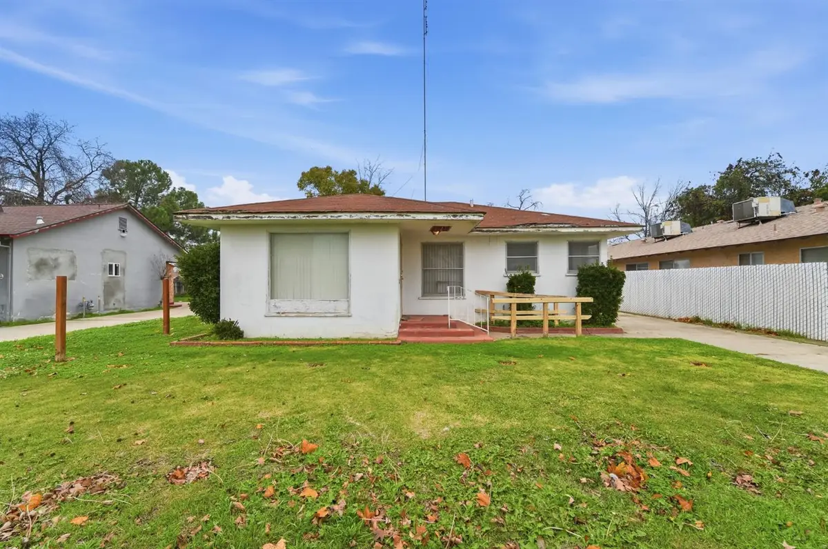 1127 W 19th Street, Merced, CA 95340 - Image #1