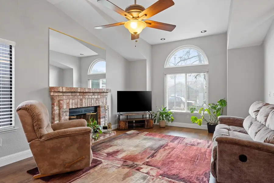 7013 Tiant Way, Elk Grove, CA 95758 - Image #3