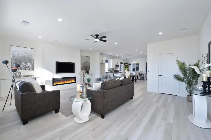 675 Oakshire Drive, Ione, CA 95640 - Image #2