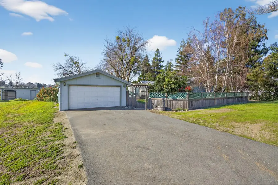 9708 La Clair Road, Wilton, CA 95693 - Image #2