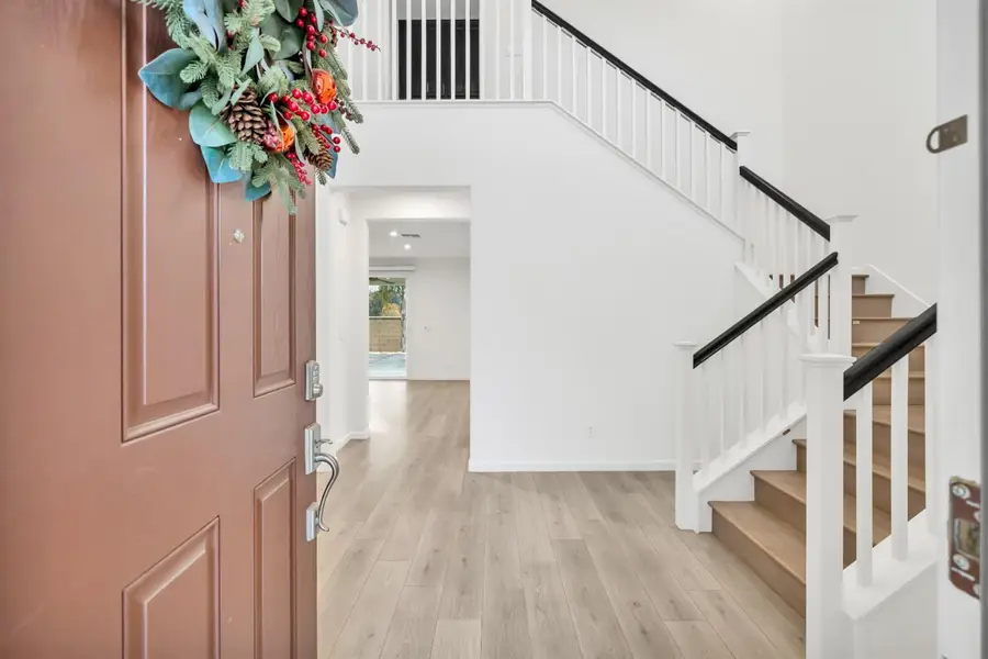 10398 Costa Nova Circle, Elk Grove, CA 95757 - Image #2