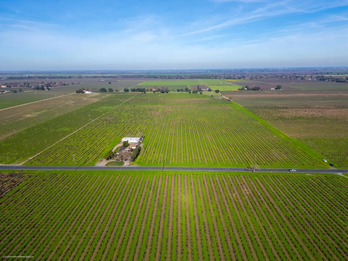 2491 W Peltier Road, Lodi, CA 95242 - Image #1