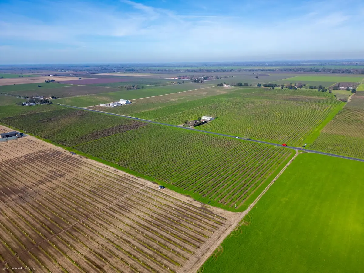 2552 W Peltier Road, Lodi, CA 95242 - Image #1