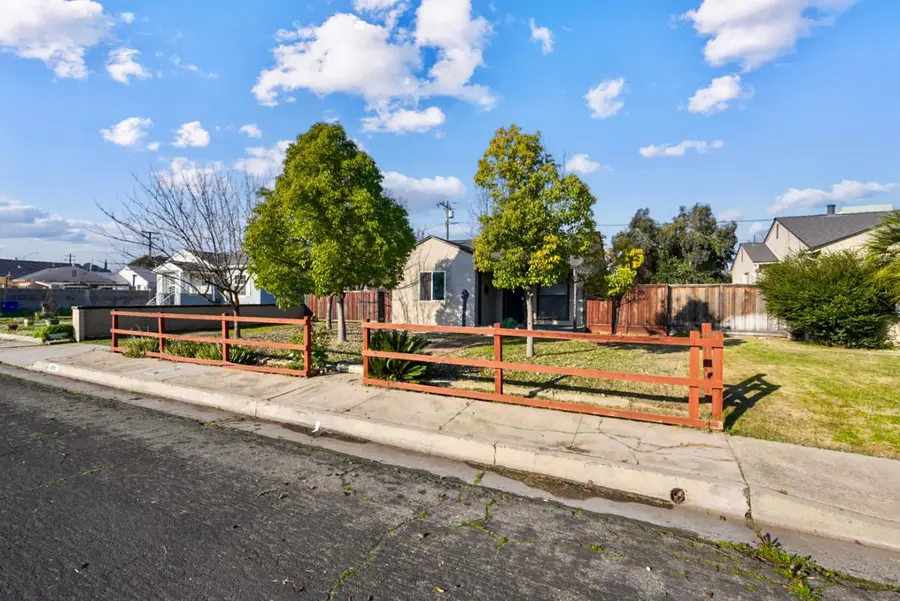 1899 Union Avenue, Merced, CA 95340 - #3