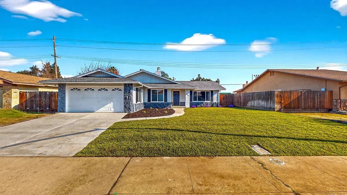 990 Shawnan Drive, Turlock, CA 95380 - Image #1