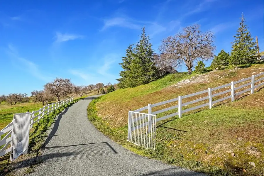 2 Katelyn Court, Valley Springs, CA 95252 - Image #2