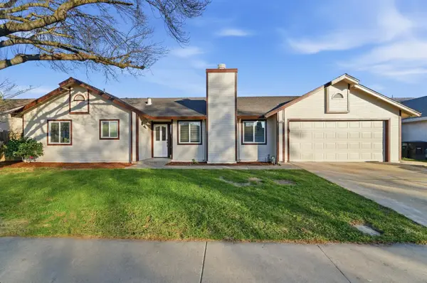 2208 Sunmist Lane, Modesto, CA 95355