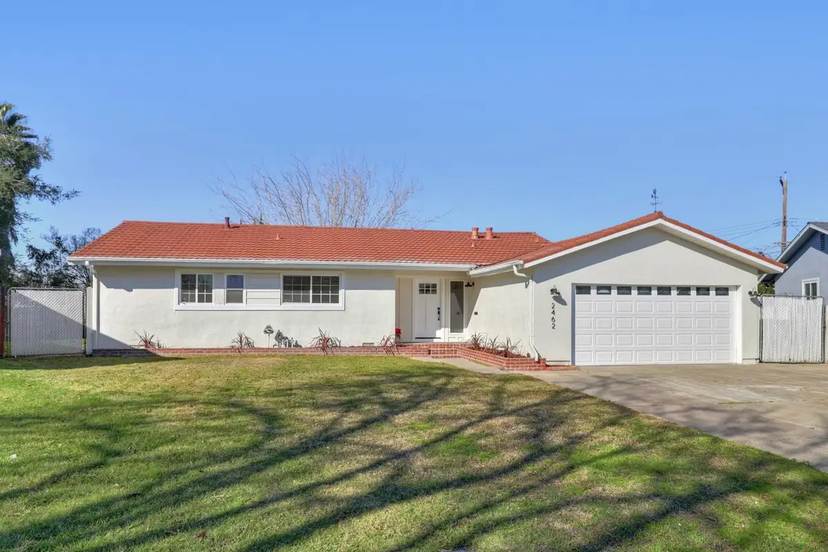 2462 Town Circle, Sacramento, CA 95821 - Image #1