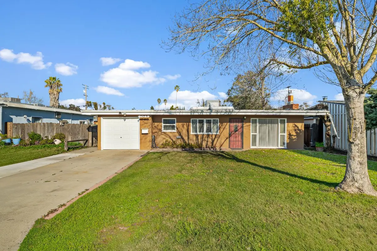 2043 Ellis St, Modesto, CA 95354 - Image #1