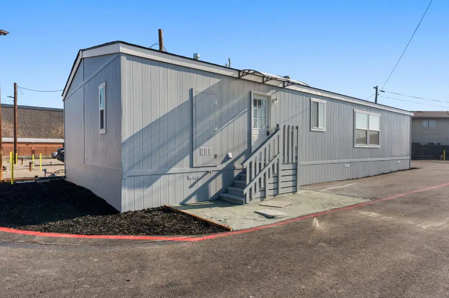 317 Moffat Boulevard #7, Manteca, CA 95336 - Image #3