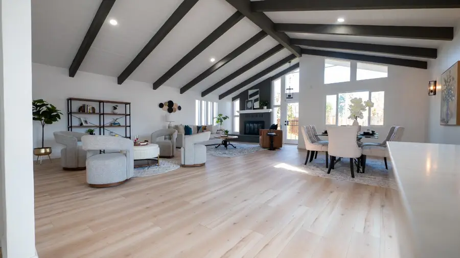 833 Holly Drive, Lodi, CA 95240 - Image #3