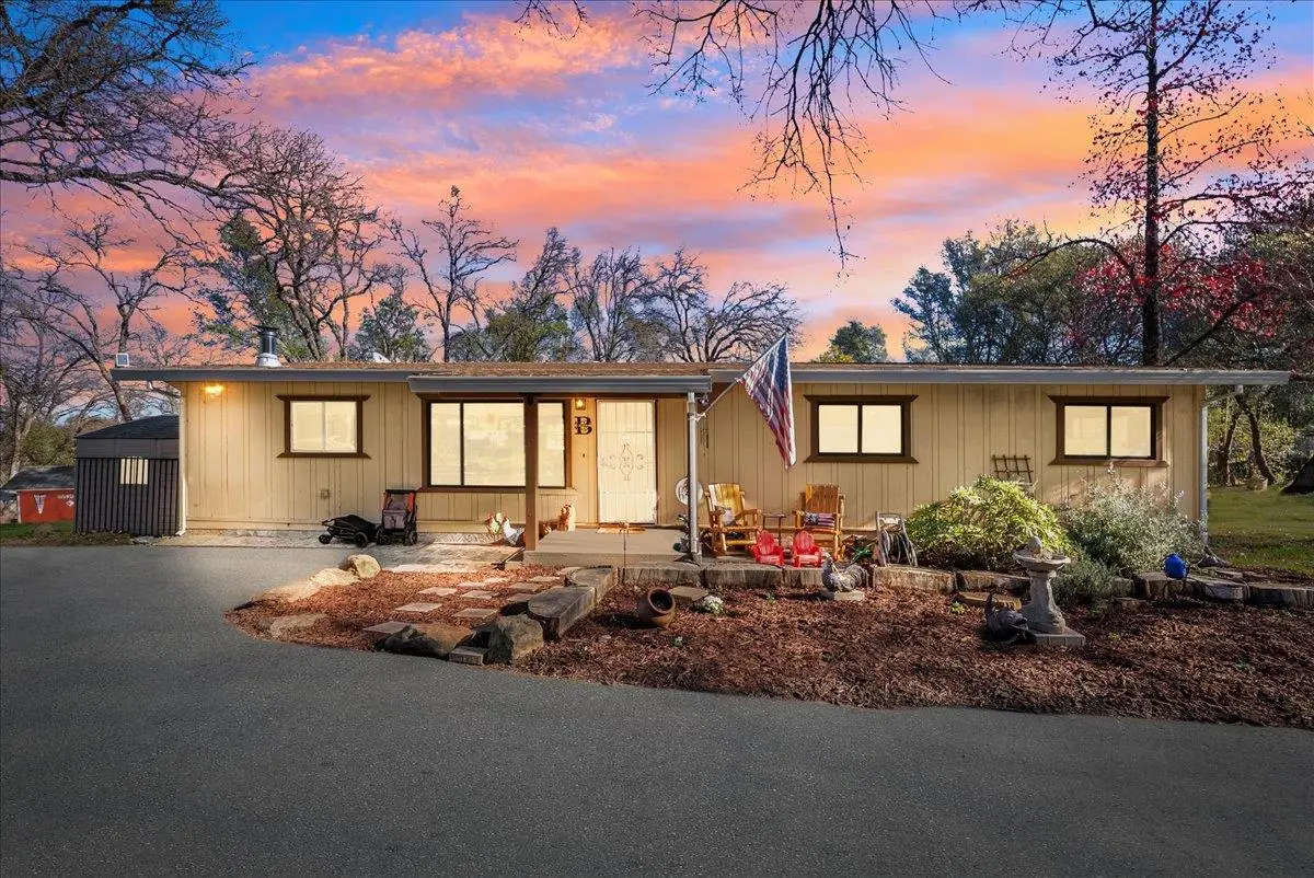 10585 Joeger Road, Auburn, CA 95602 - Image #1