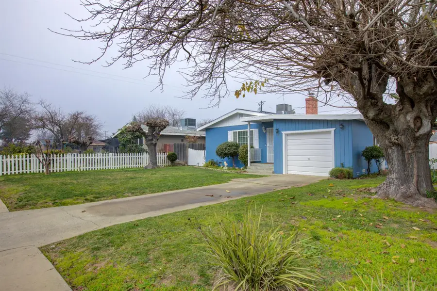 1251 W 9th Street, Merced, CA 95341 - #2