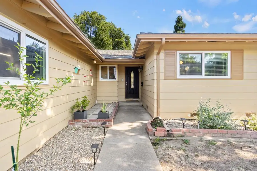 3524 Pope Avenue, Sacramento, CA 95821 - Image #2