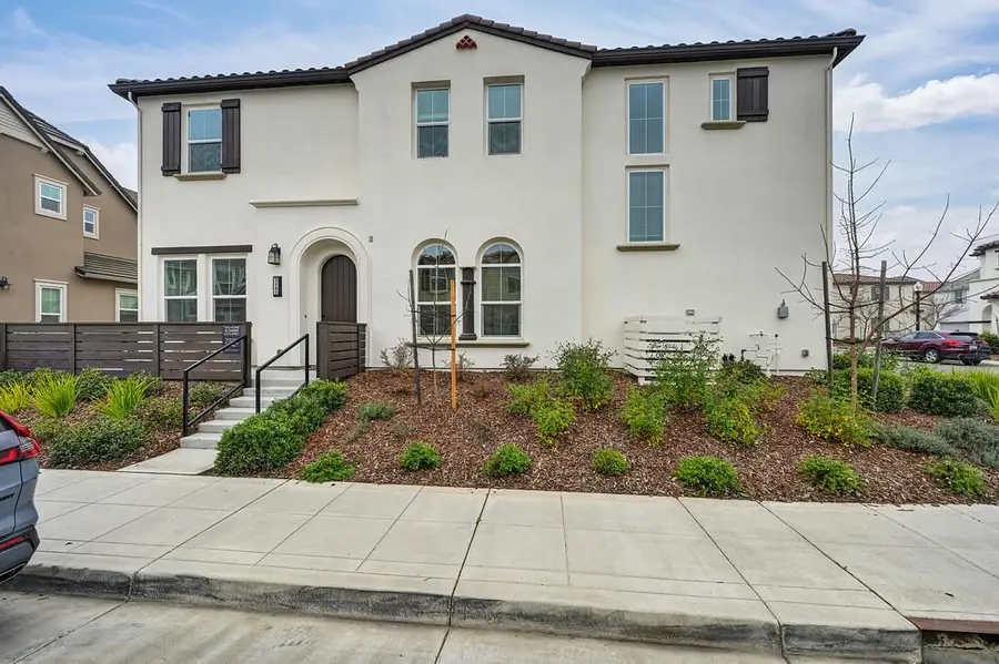 3260 Ronald Reagan Way, Sacramento, CA 95818 - Image #2