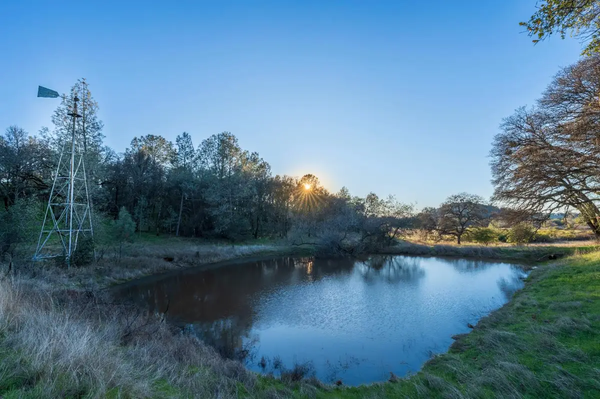 19728 Perimeter Road, Grass Valley, CA 95949 - Image #1