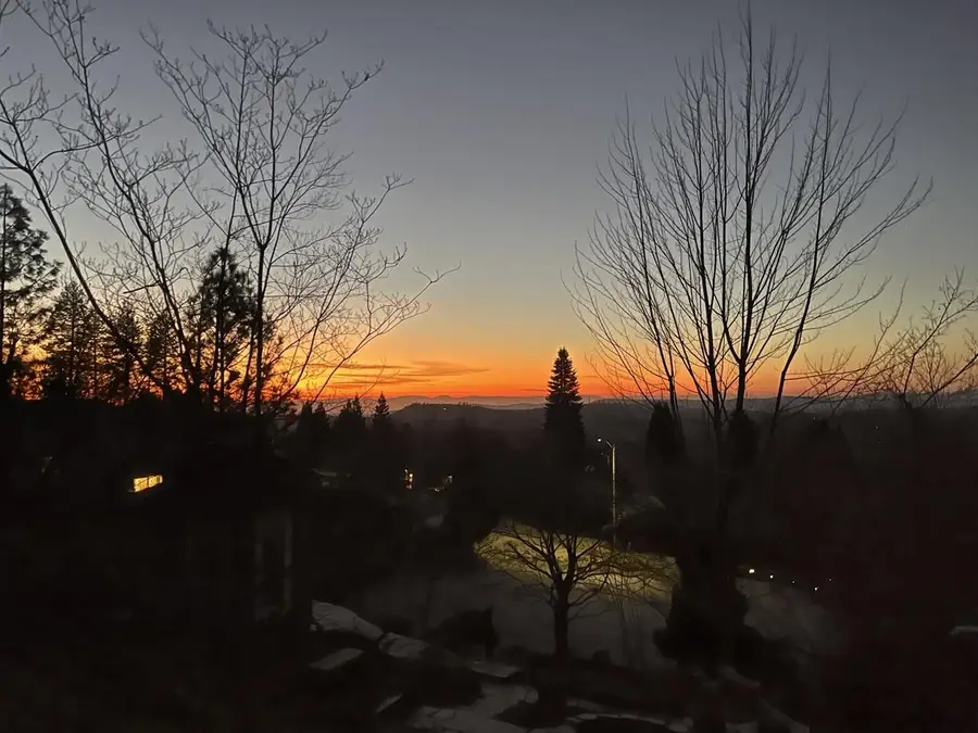 124 Ruby Ledge Court, Grass Valley, CA 95945 - Image #2