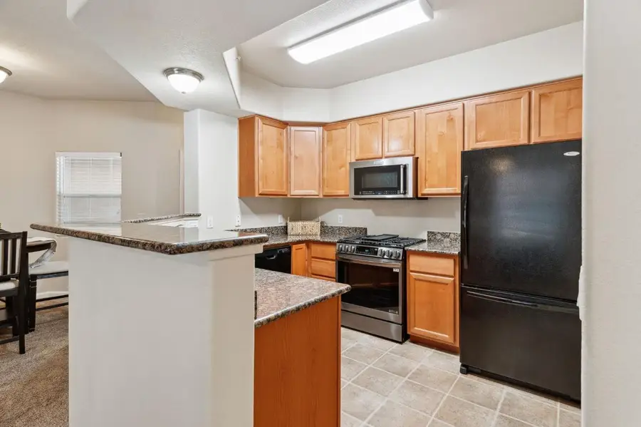 900 Moon Circle #922, Folsom, CA 95630 - Image #2