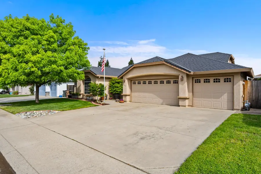 624 Foxworth Ct, Lincoln, CA 95648 - Image #2