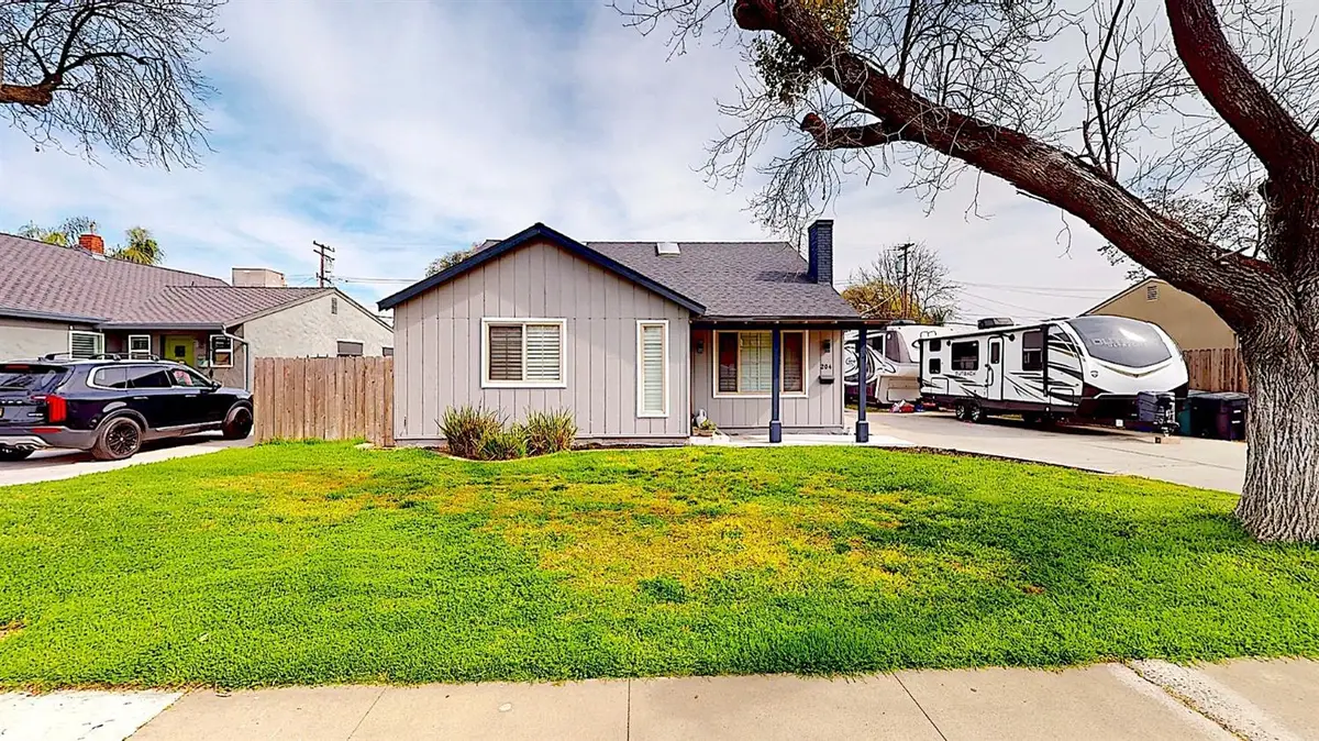 204 N Santa Ana Avenue, Modesto, CA 95354 - Image #1