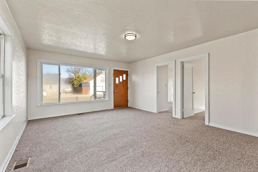 229 Vine Street, Maxwell, CA 95955 - Image #2