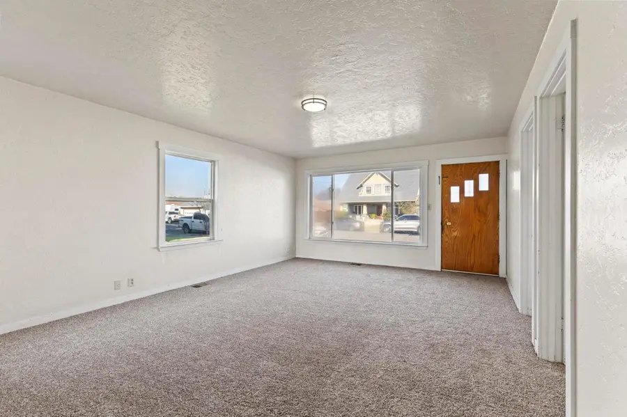 229 Vine Street, Maxwell, CA 95955 - Image #3