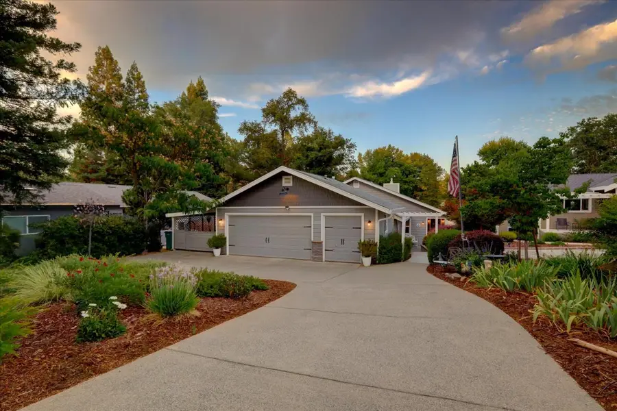23714 Shadow Drive, Auburn, CA 95602 - Image #2