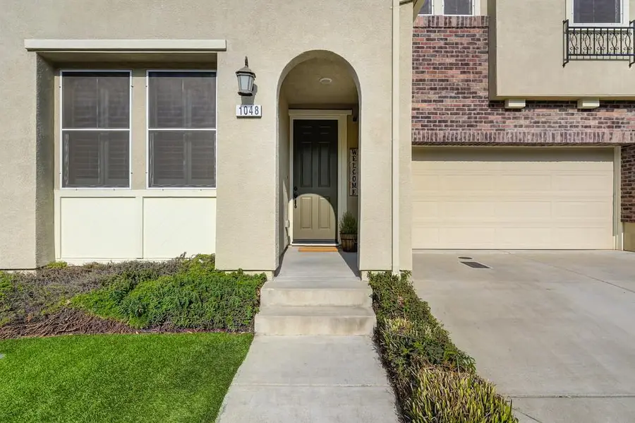 1048 Bridlewood Drive, Rocklin, CA 95765 - Image #2