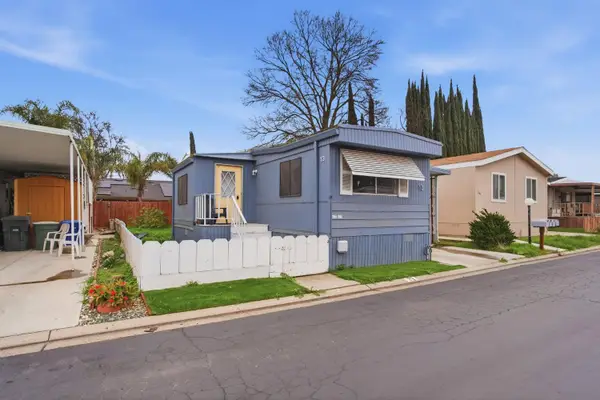 250 E Las Palmas Ave #13, Patterson, CA 95363